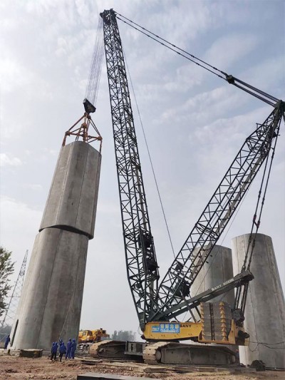 三一630履帶吊豫能風(fēng)場(chǎng)混塔吊裝